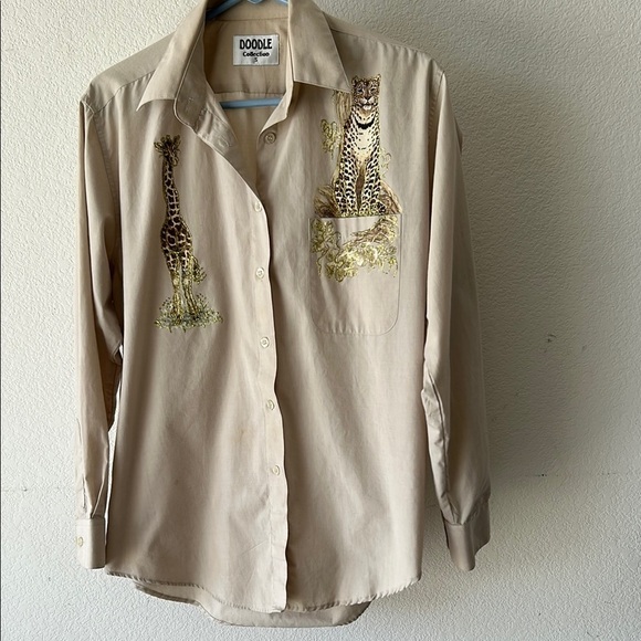 Doodle Collection Beige Shirt with Animals size S - Picture 2 of 5